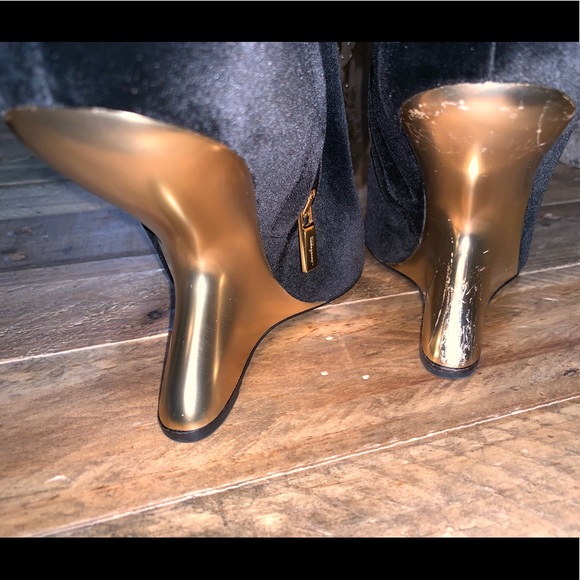 Salvatore Ferragamo Bolgheri Cut-Out Wedge Booties - Picture 6 of 8